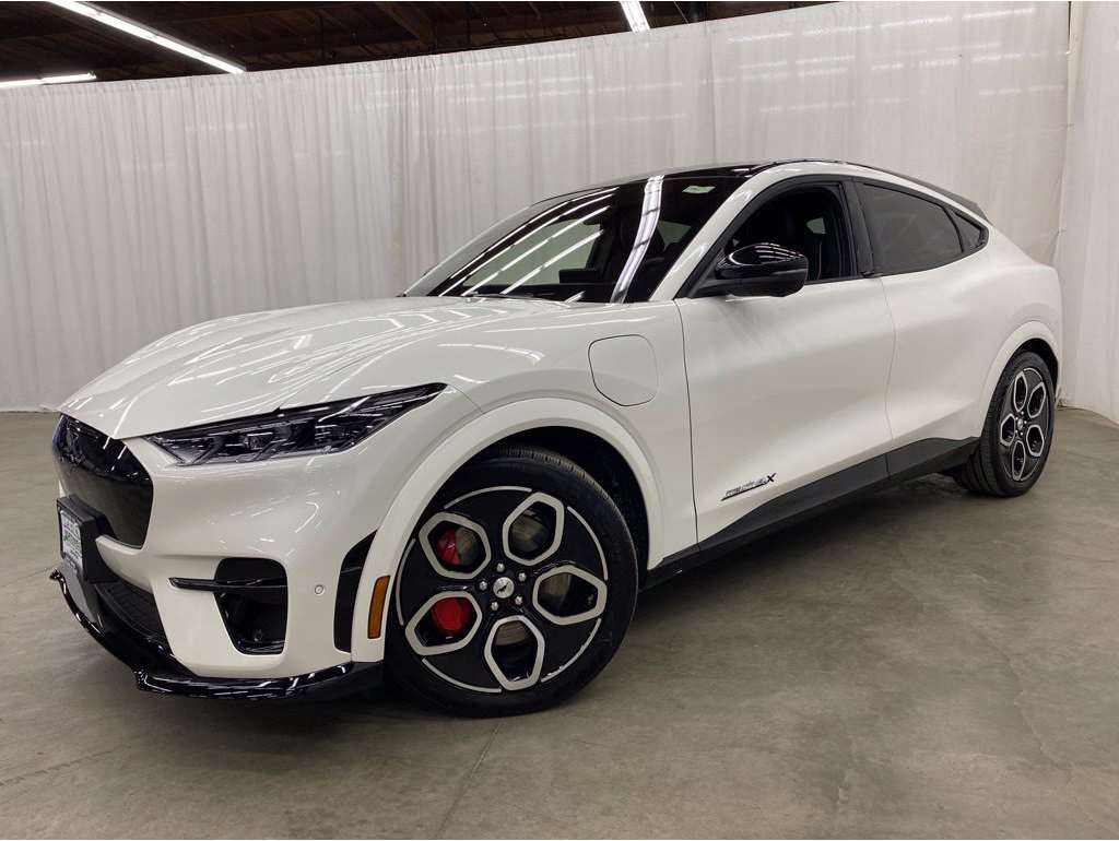 2022 Ford Mustang Mach-E