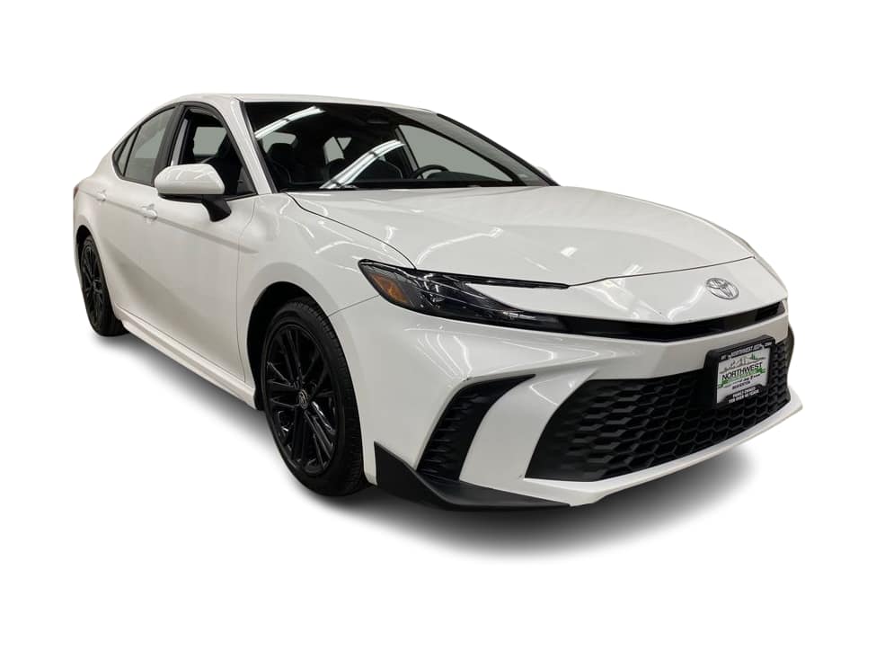 Thumbnail: 2025 Toyota Camry - 1