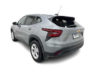 2026 Chevrolet Trax LS - Photo 10