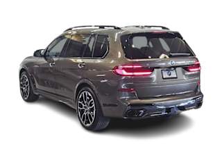 2026 BMW X7 M60i - Photo 10