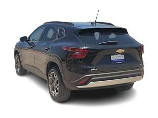 2025 Chevrolet Trax LT - Photo 10