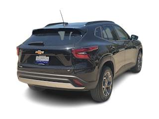 2025 Chevrolet Trax LT - Photo 25