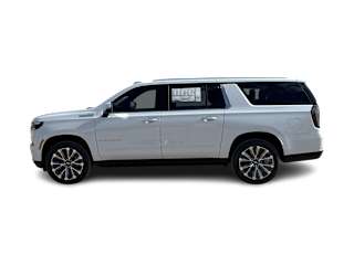 2026 Chevrolet Suburban High Country - Photo 9