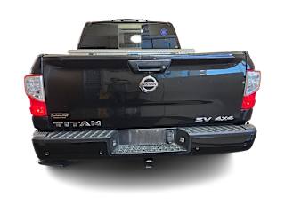 2021 Nissan Titan SV - Photo 11