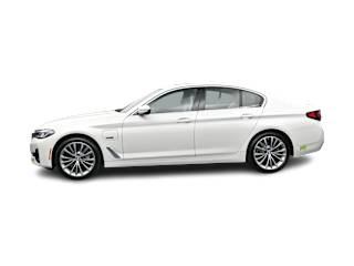 2023 BMW 5 Series 530e - Photo 9