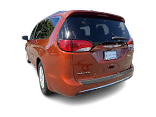Used 2018 Chrysler Pacifica Touring L with VIN 2C4RC1BG2JR292787 for sale in Casper, WY