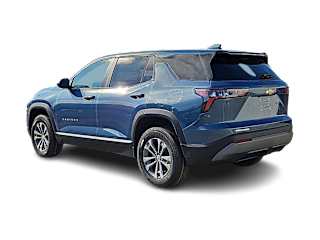 2027 Chevrolet Equinox LT - Photo 9