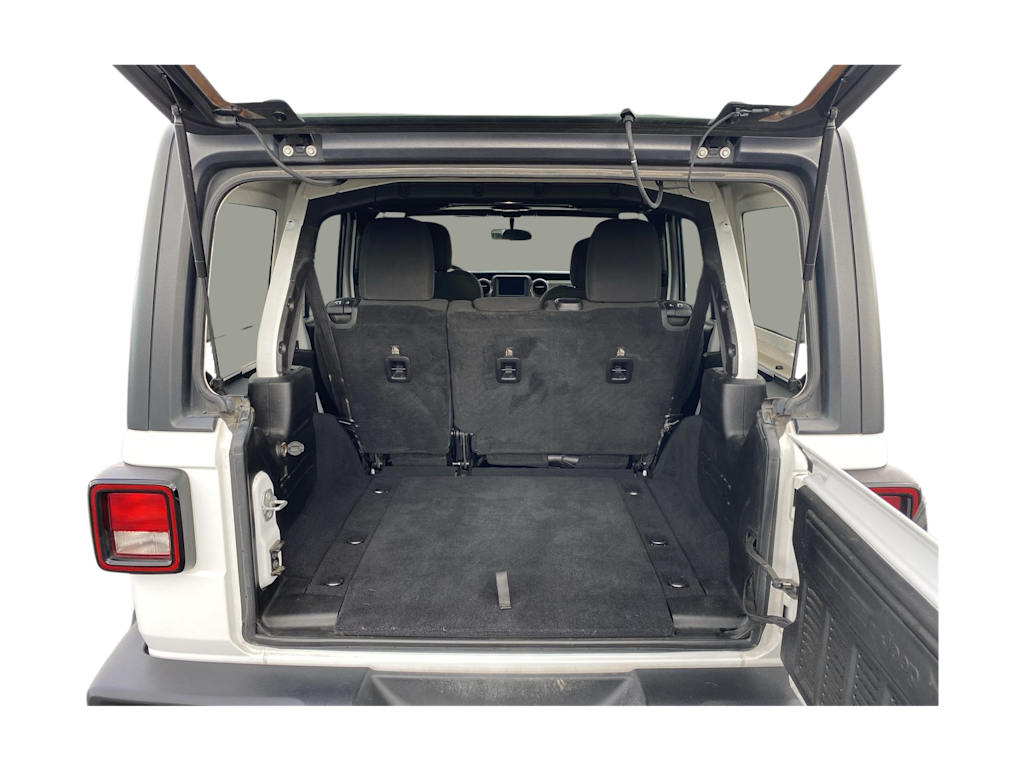 Thumbnail: 2018 Jeep Wrangler - 14