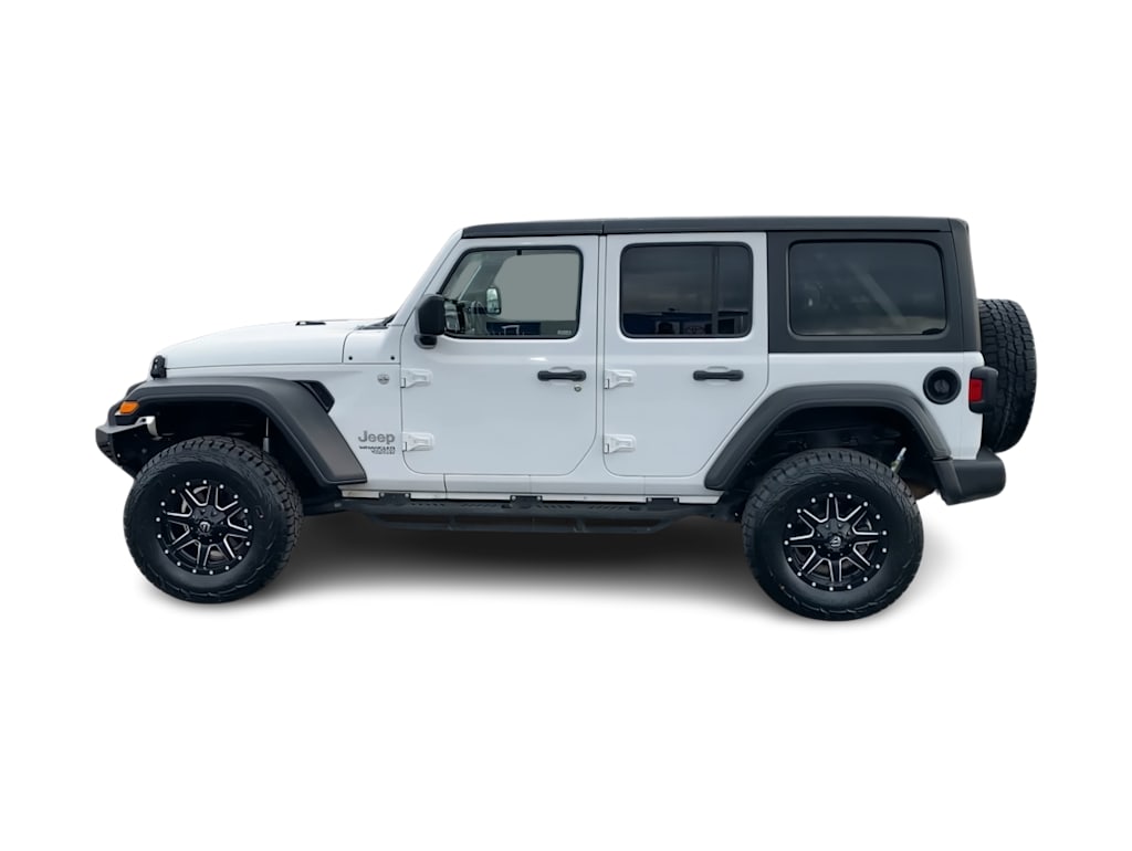 Thumbnail: 2019 Jeep Wrangler - 3
