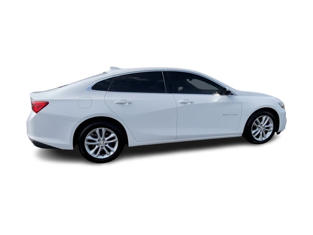 Thumbnail: 2017 Chevrolet Malibu - 19