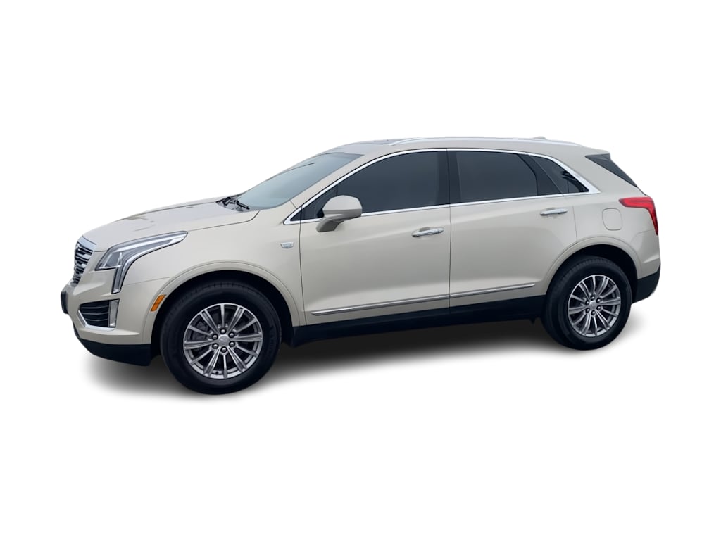 Thumbnail: 2017 Cadillac XT5 - 3