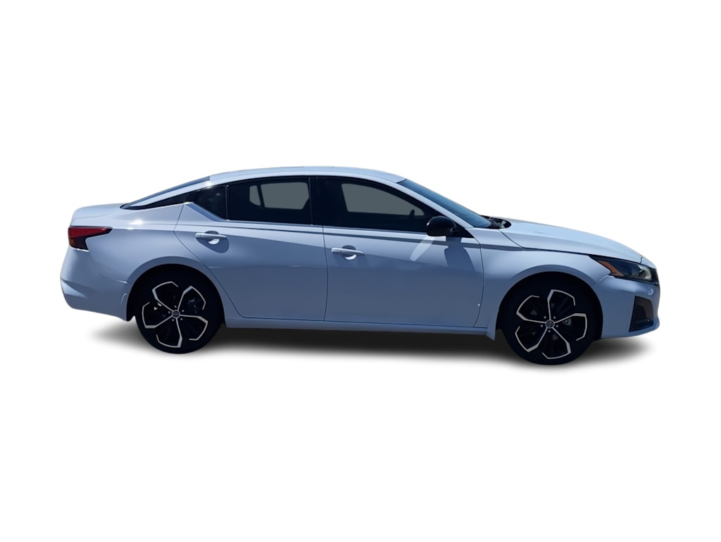 Thumbnail: 2023 Nissan Altima - 14