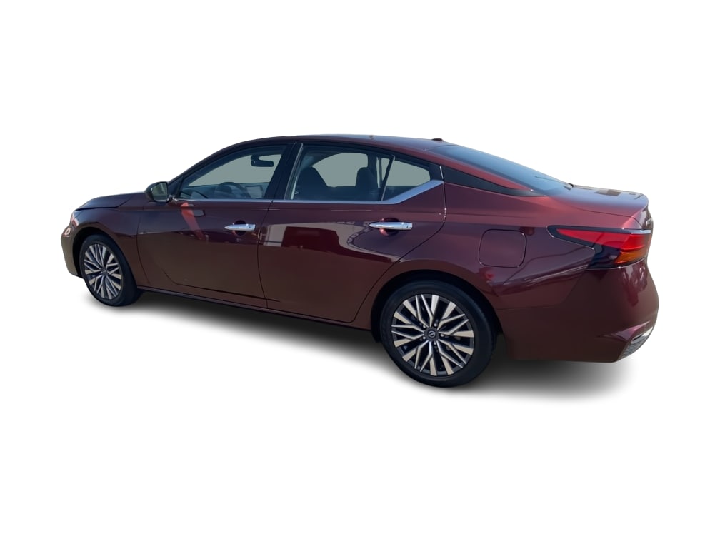 Thumbnail: 2025 Nissan Altima - 17