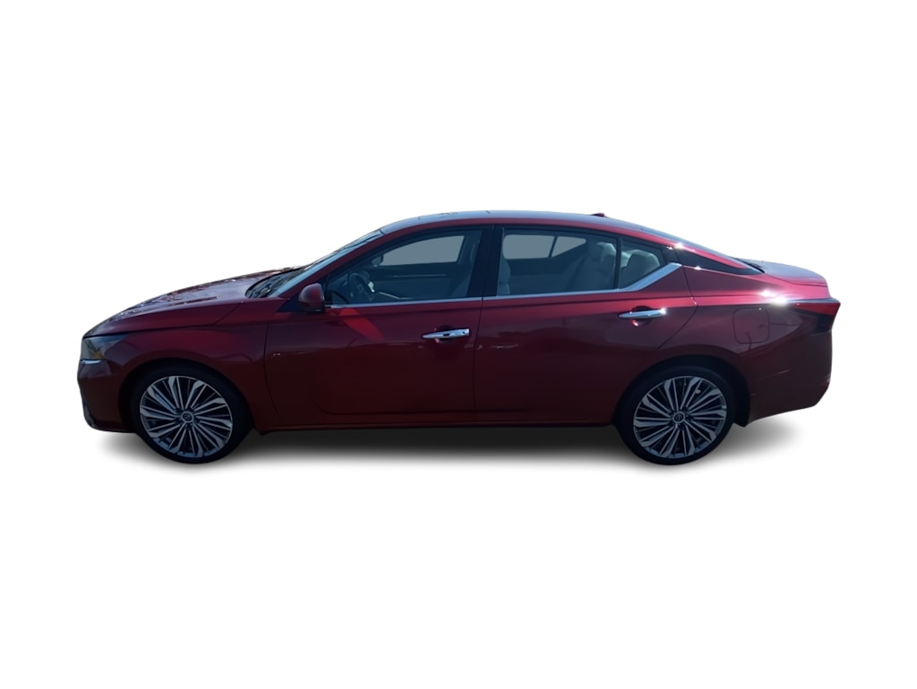 Thumbnail: 2024 Nissan Altima - 4