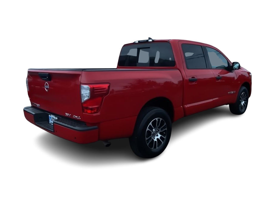 2023 Nissan Titan SV 17