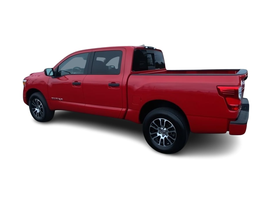 2023 Nissan Titan SV 15