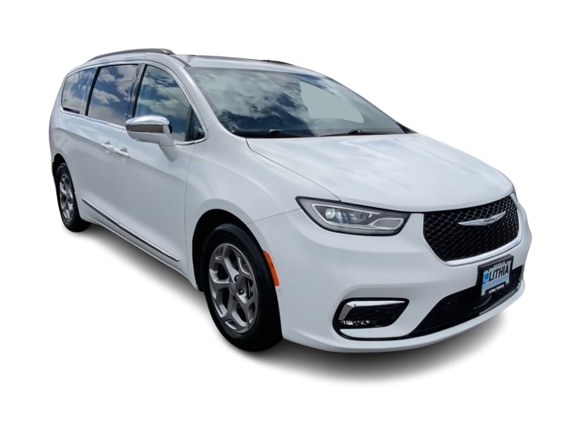 Thumbnail: 2022 Chrysler Pacifica - 15