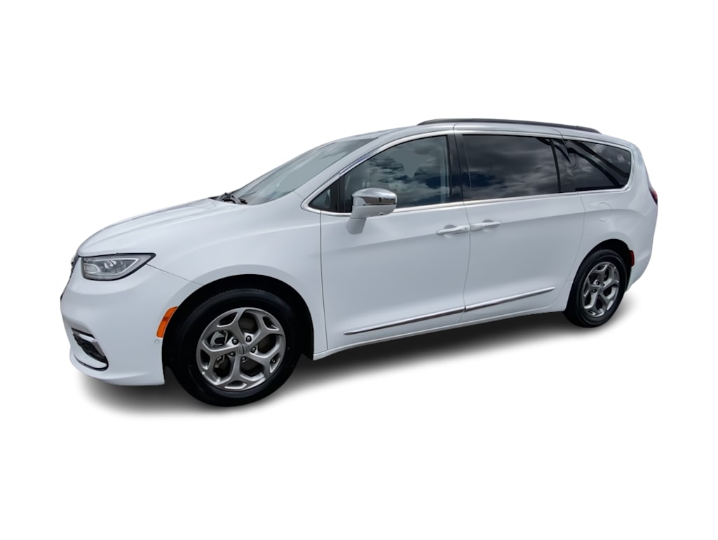 Thumbnail: 2022 Chrysler Pacifica - 3