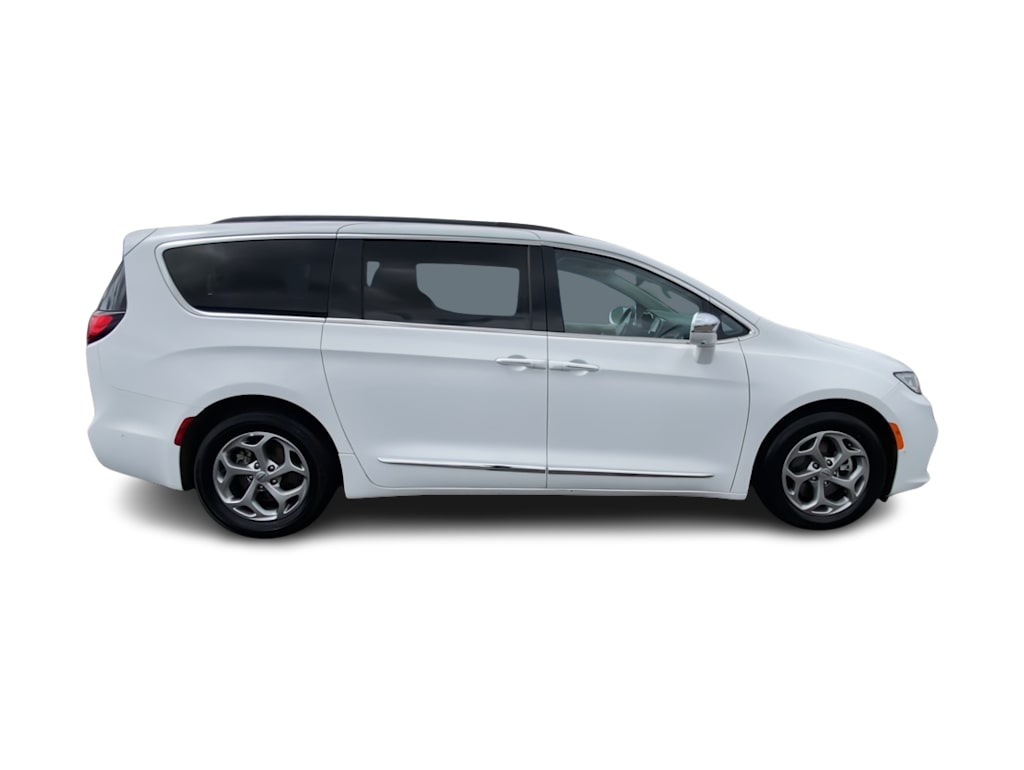 Thumbnail: 2022 Chrysler Pacifica - 19