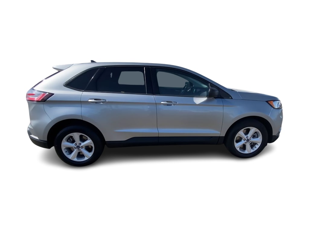 2022 Ford Edge SE 19