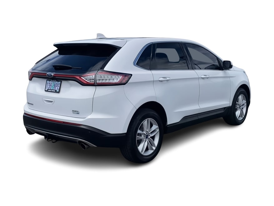 Thumbnail: 2016 Ford Edge - 18