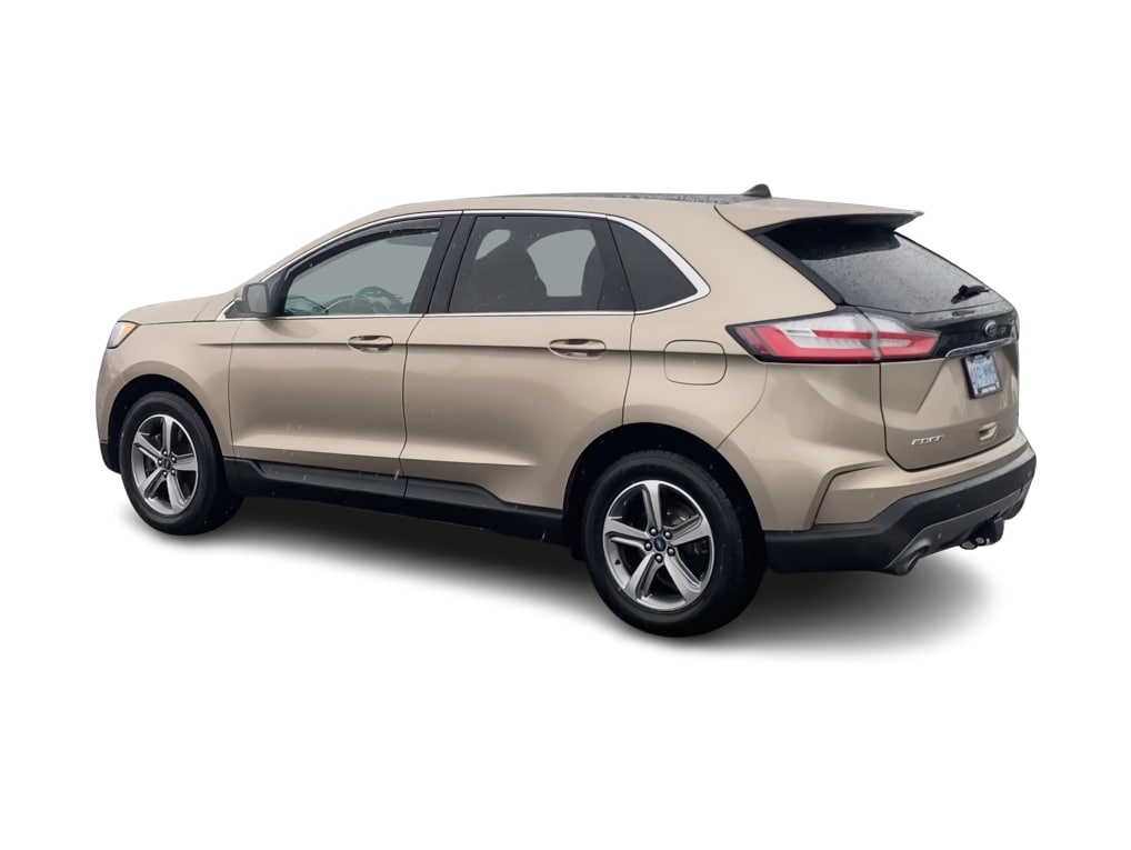 Thumbnail: 2020 Ford Edge - 17