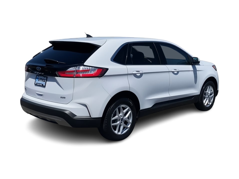 Thumbnail: 2021 Ford Edge - 18