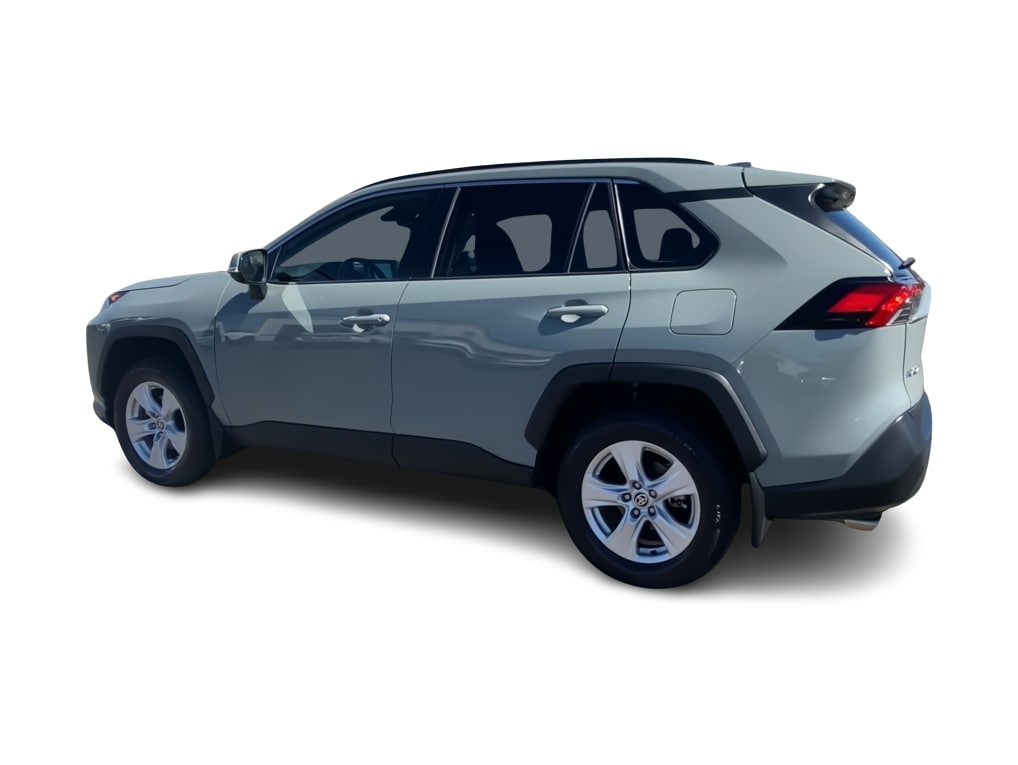 Thumbnail: 2021 Toyota RAV4 - 16