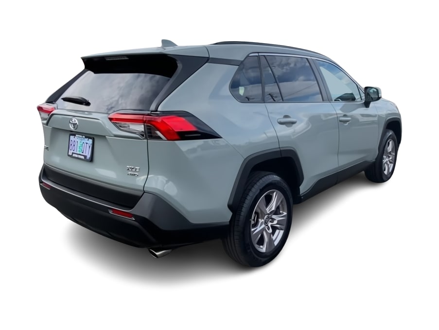 Thumbnail: 2023 Toyota RAV4 - 18