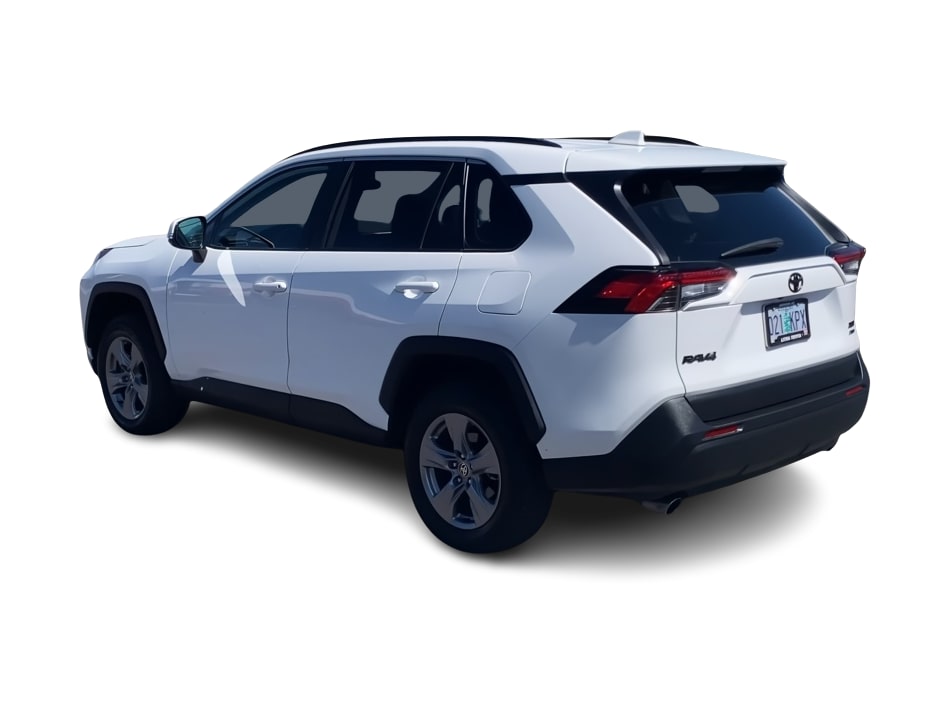 Thumbnail: 2022 Toyota RAV4 - 4