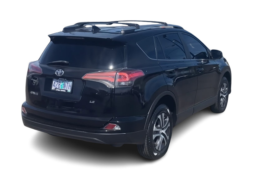 Thumbnail: 2017 Toyota RAV4 - 18