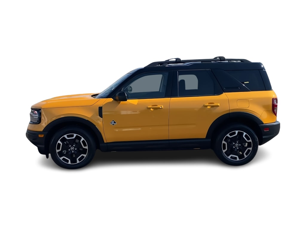 Thumbnail: 2023 Ford Bronco Sport - 3