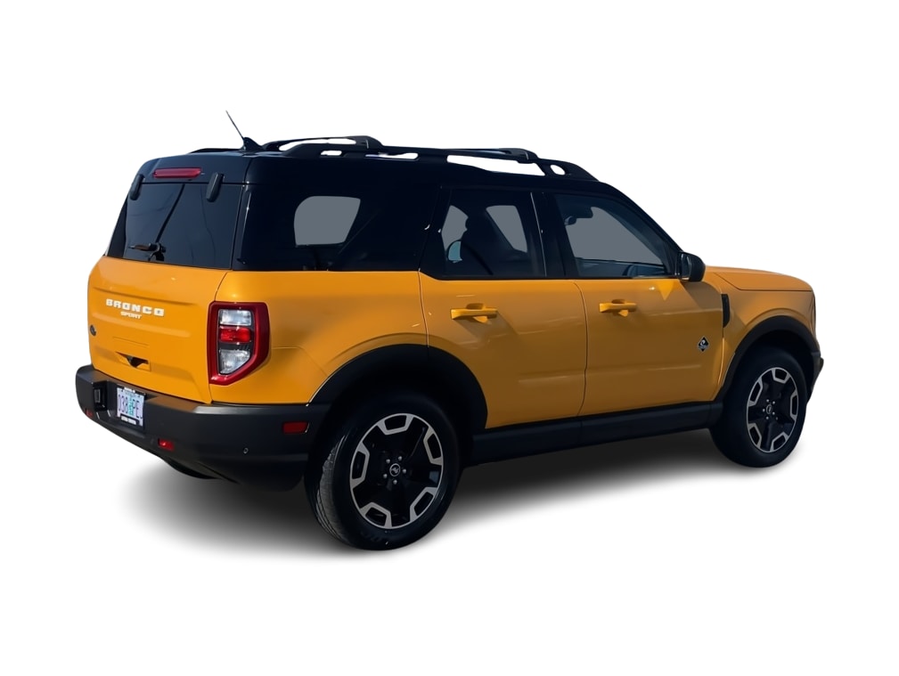 Thumbnail: 2023 Ford Bronco Sport - 18