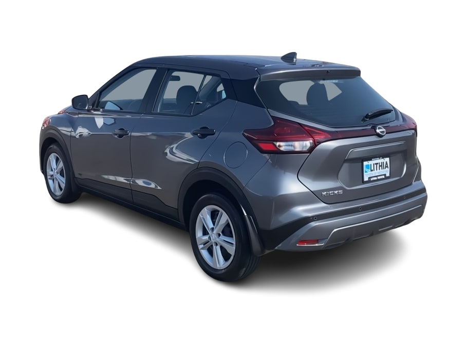 Thumbnail: 2023 Nissan Kicks - 4