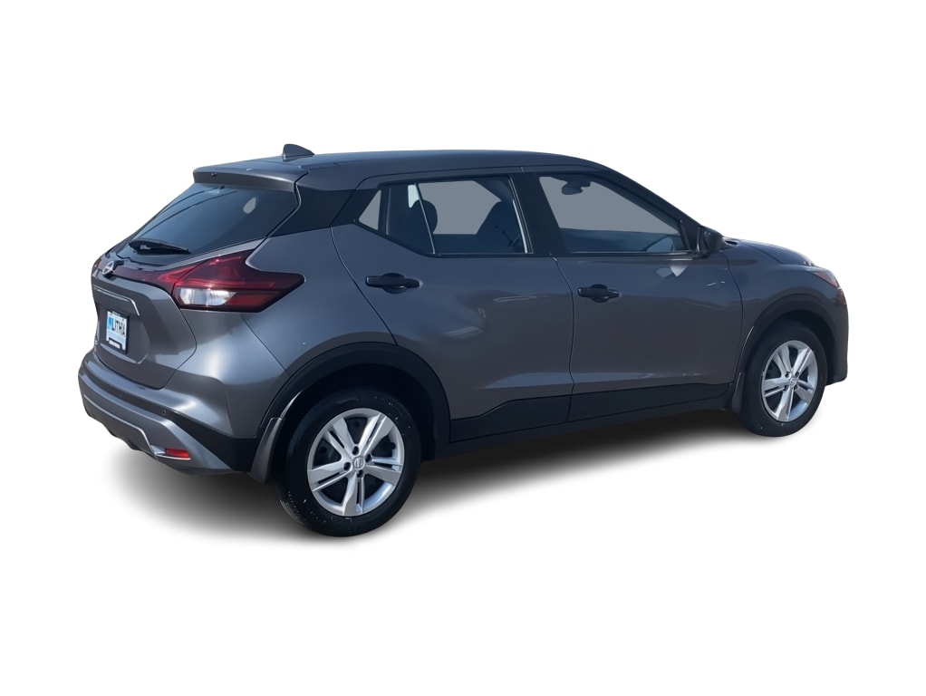 Thumbnail: 2023 Nissan Kicks - 18