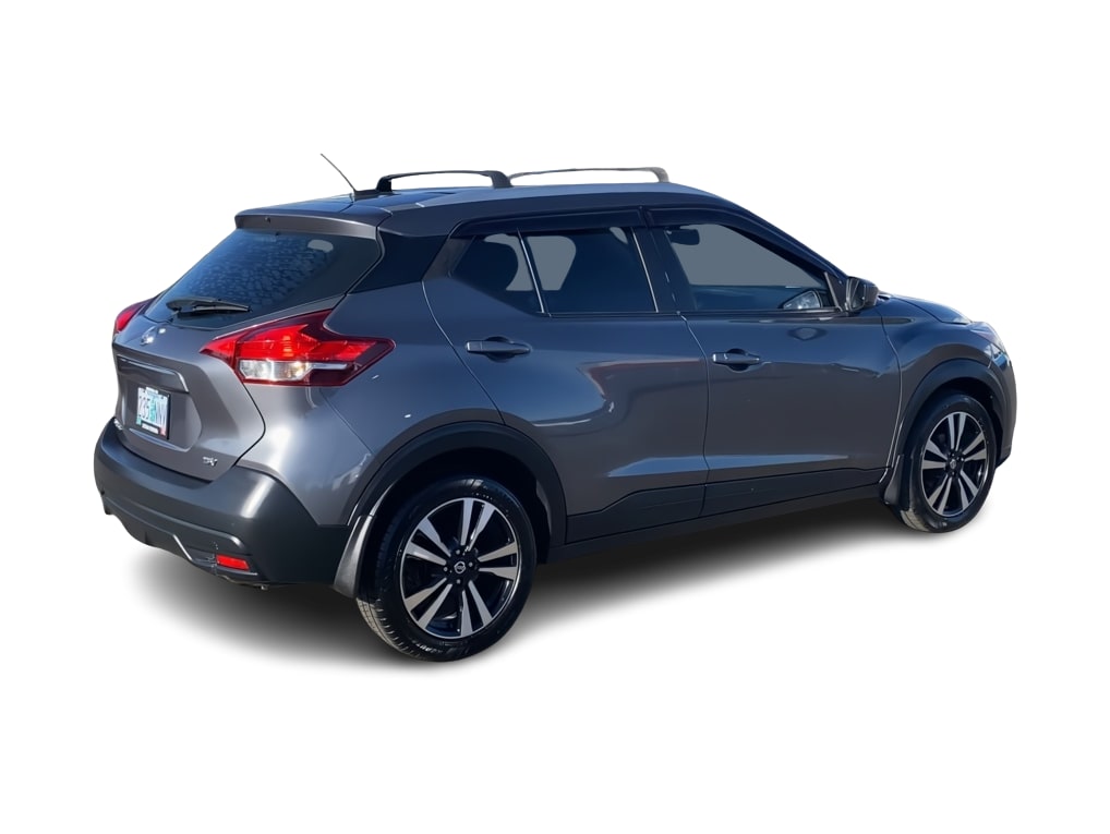 Thumbnail: 2018 Nissan Kicks - 18