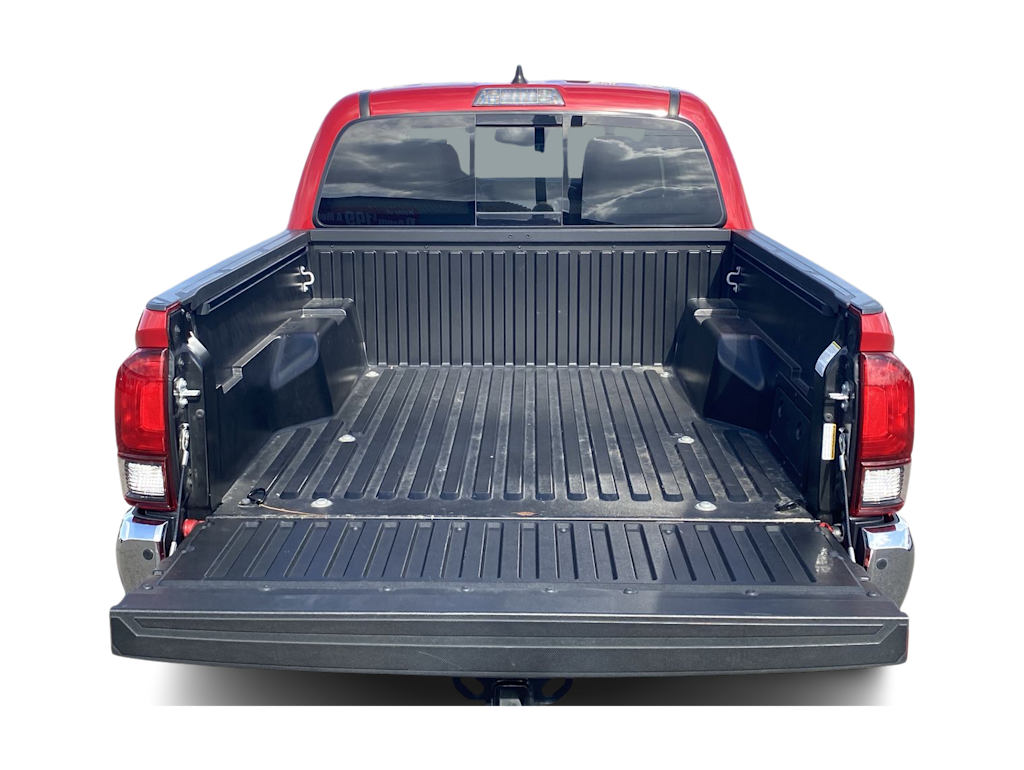 Thumbnail: 2022 Toyota Tacoma - 14