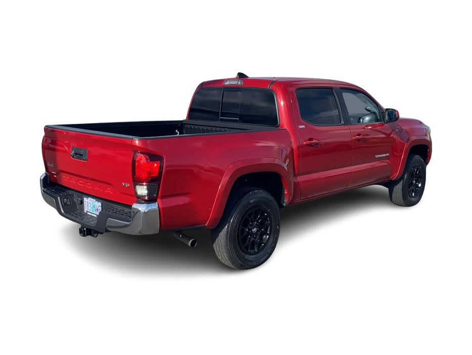 Thumbnail: 2022 Toyota Tacoma - 18
