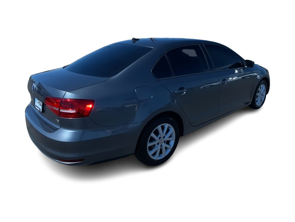 Thumbnail: 2015 Volkswagen Jetta - 18