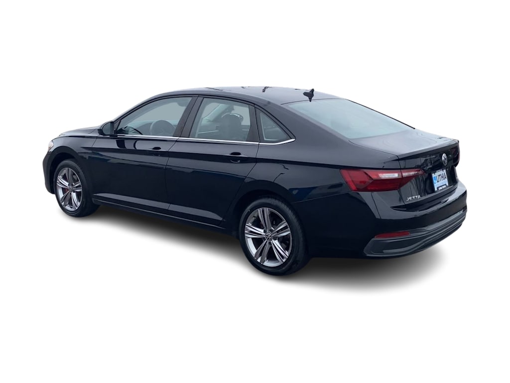 Thumbnail: 2022 Volkswagen Jetta - 4