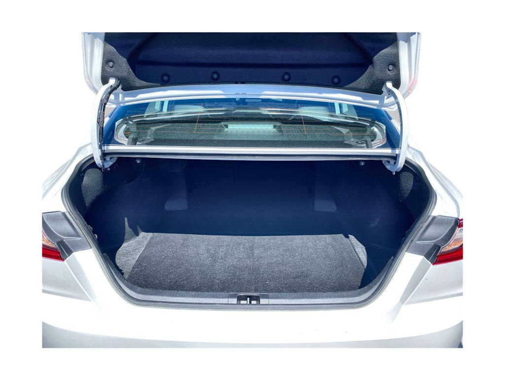 Thumbnail: 2025 Toyota Camry - 15