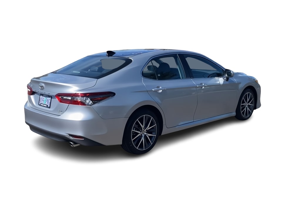 Thumbnail: 2023 Toyota Camry - 18