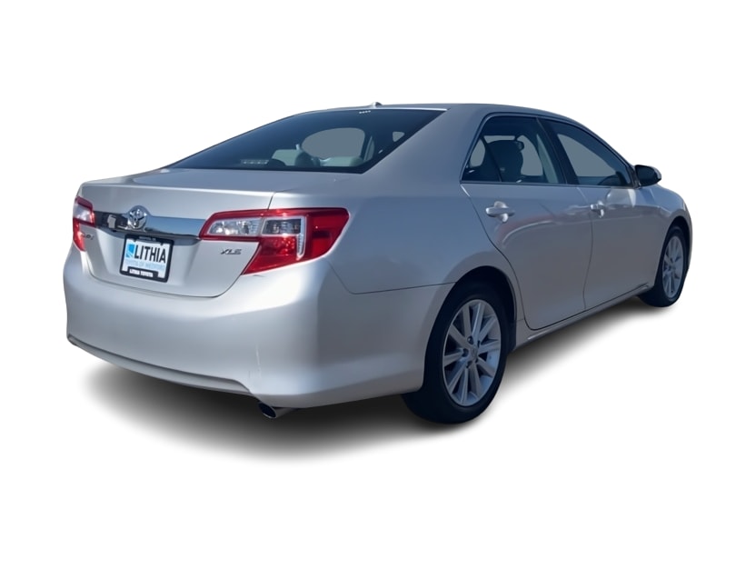 Thumbnail: 2014 Toyota Camry - 18