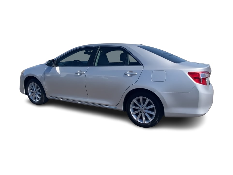 Thumbnail: 2014 Toyota Camry - 16