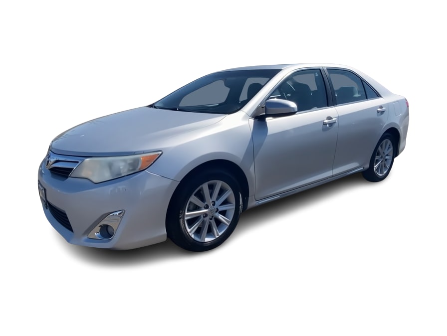 Thumbnail: 2014 Toyota Camry - 15