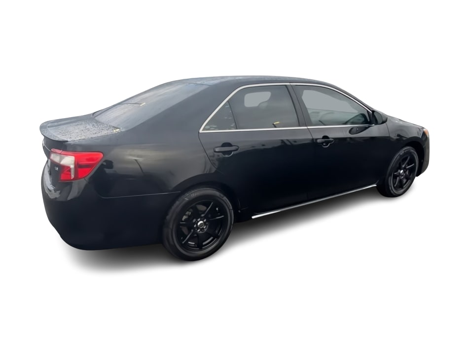 Thumbnail: 2014 Toyota Camry - 18