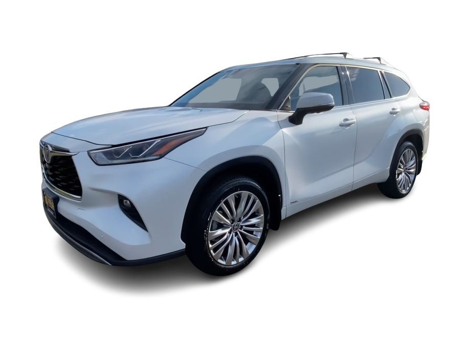 Thumbnail: 2023 Toyota Highlander - 15