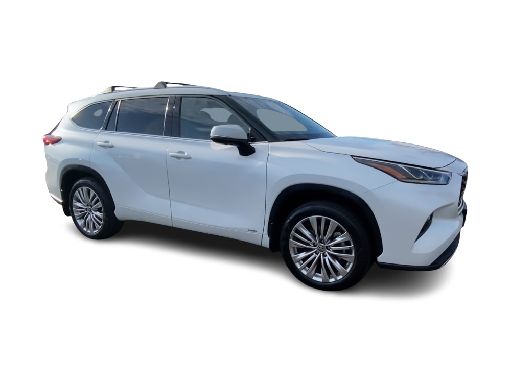 Thumbnail: 2023 Toyota Highlander - 14