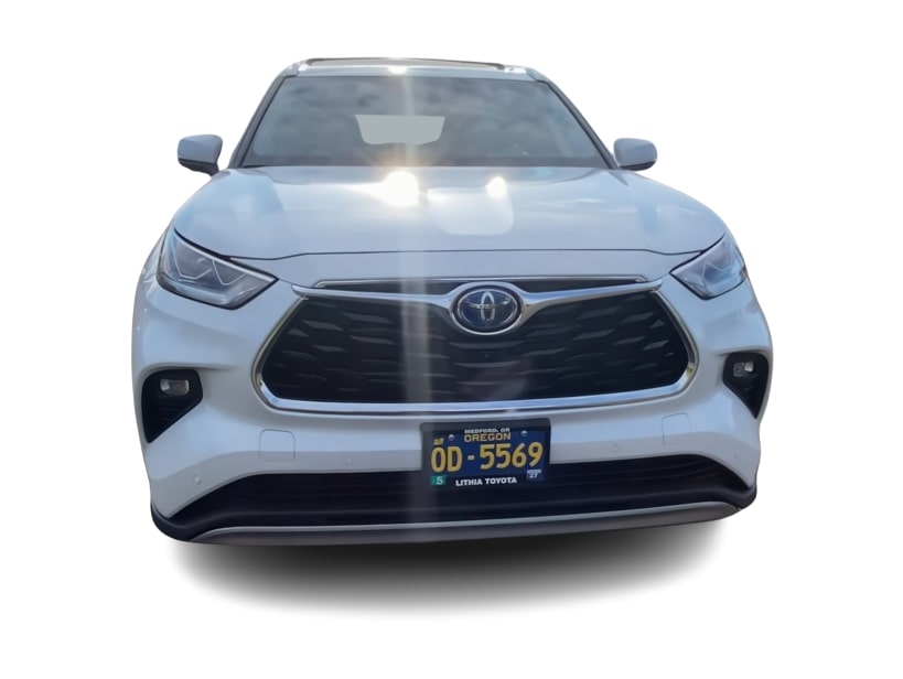 Thumbnail: 2023 Toyota Highlander - 4