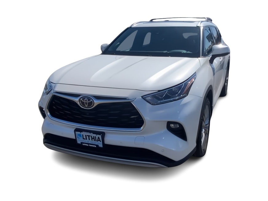 Thumbnail: 2021 Toyota Highlander - 16